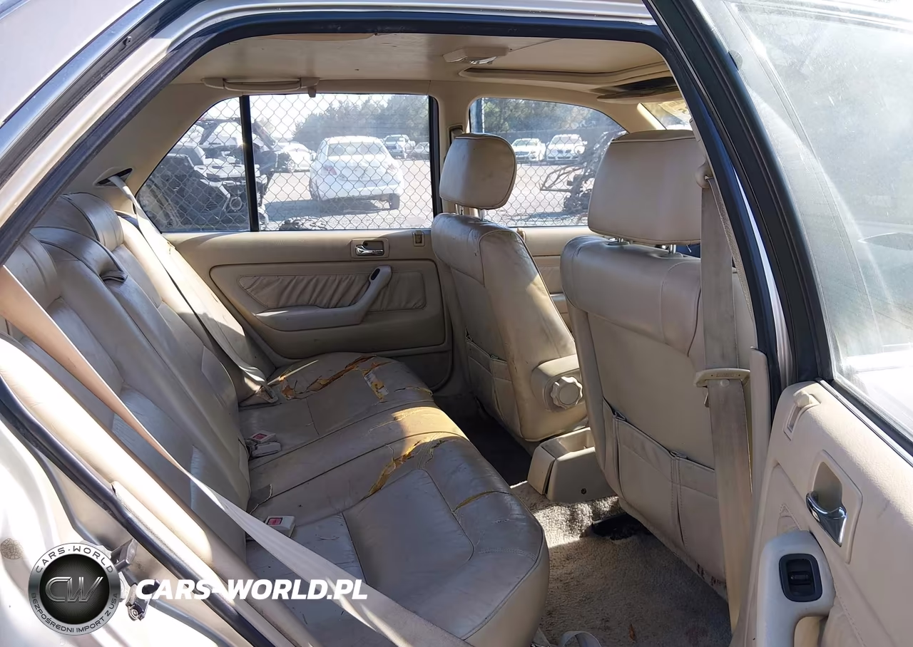 1993 Honda Accord Se VIN:JHMCB7689PC049430 - 8