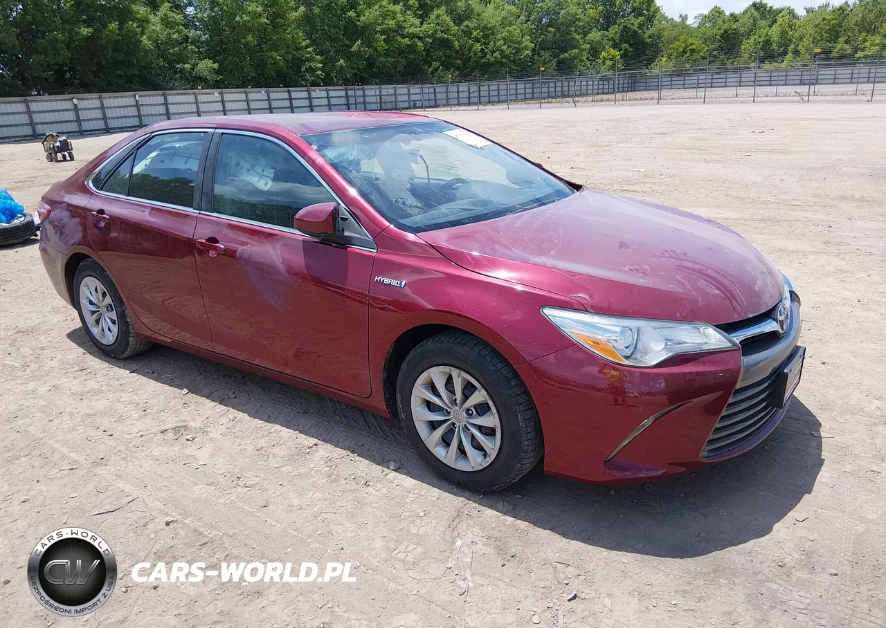 2015 Toyota Camry Hybrid Le