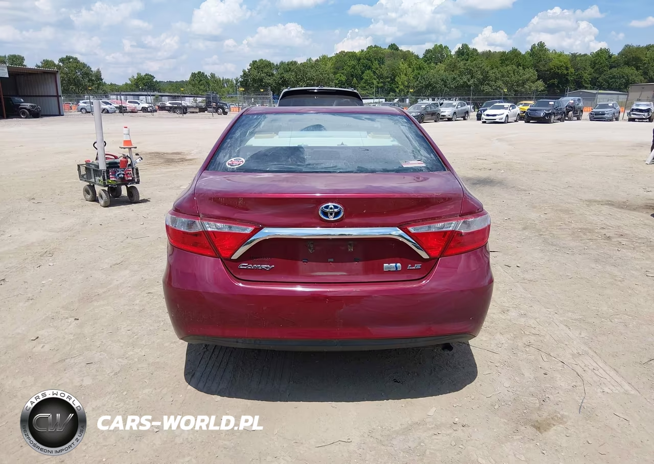 2015 Toyota Camry Hybrid Le VIN:4T1BD1FK7FU145867 - 16