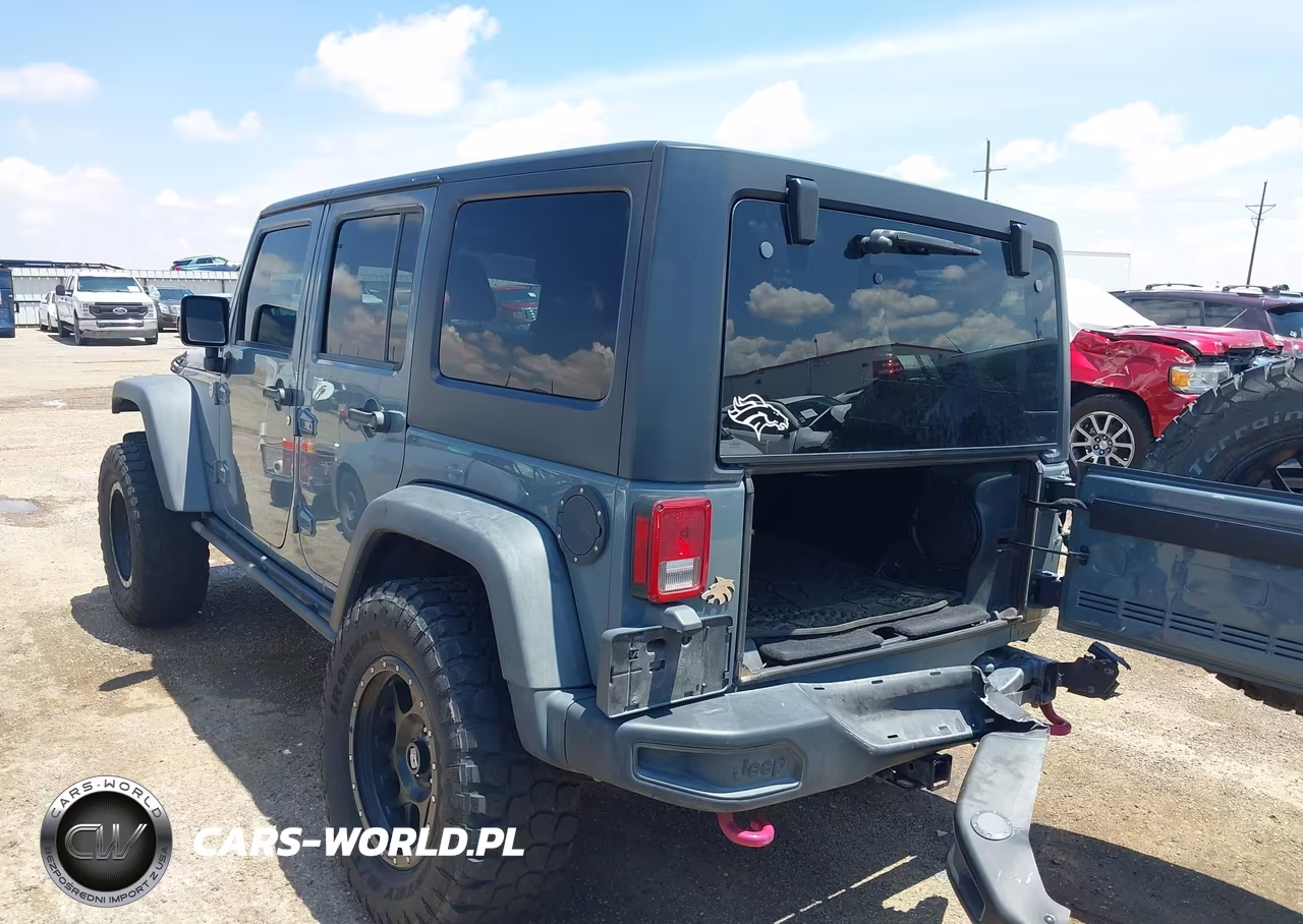 2014 Jeep Wrangler Unlimited Rubicon X VIN:1C4HJWFG5EL314434 - 3
