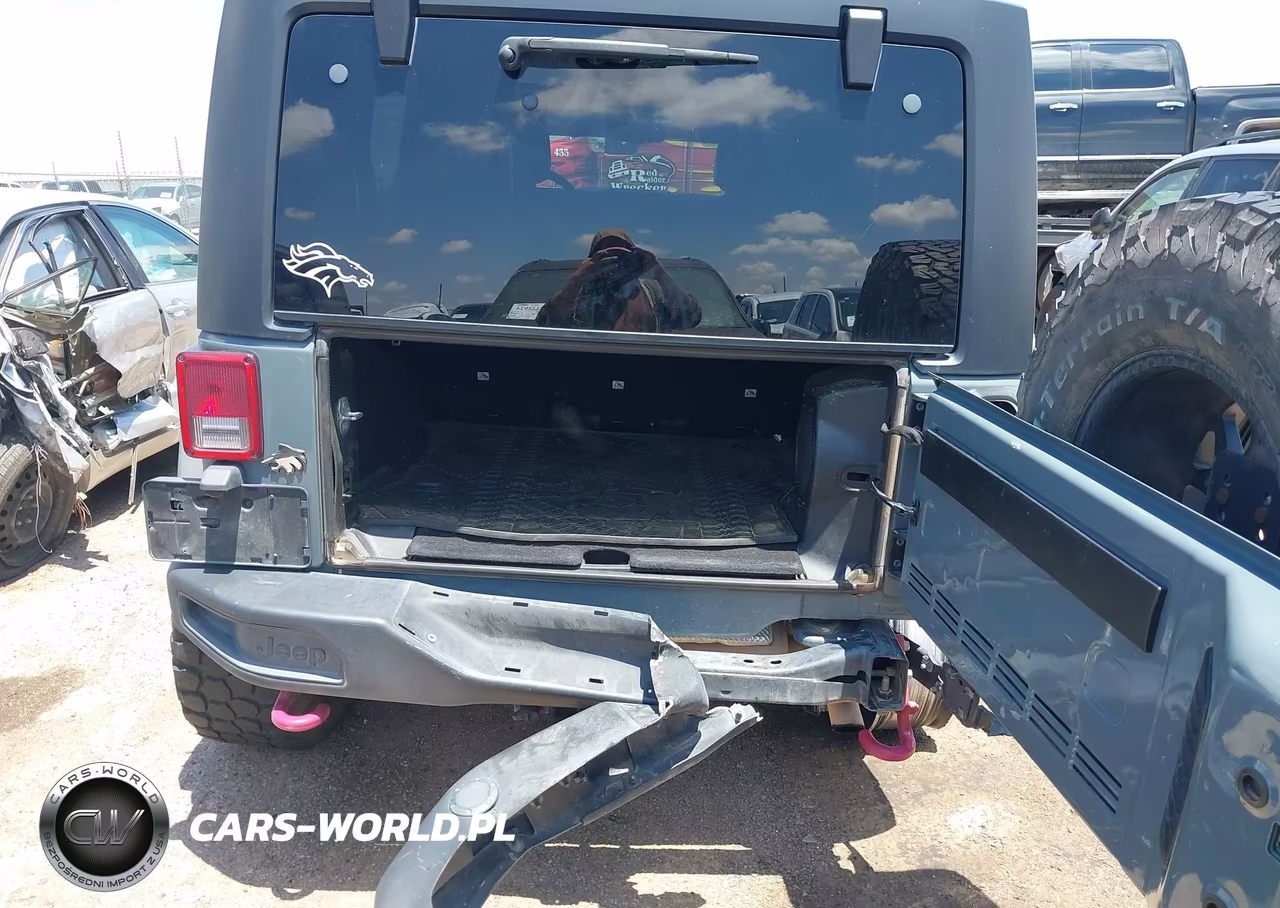 2014 Jeep Wrangler Unlimited Rubicon X VIN:1C4HJWFG5EL314434 - 6