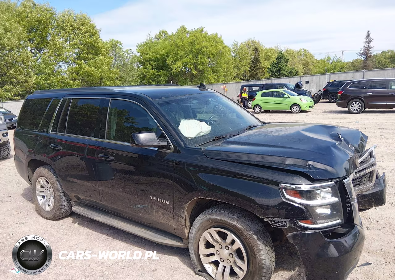 2016 Chevrolet Tahoe Ls VIN:1GNSKAKCXGR395835 - 14