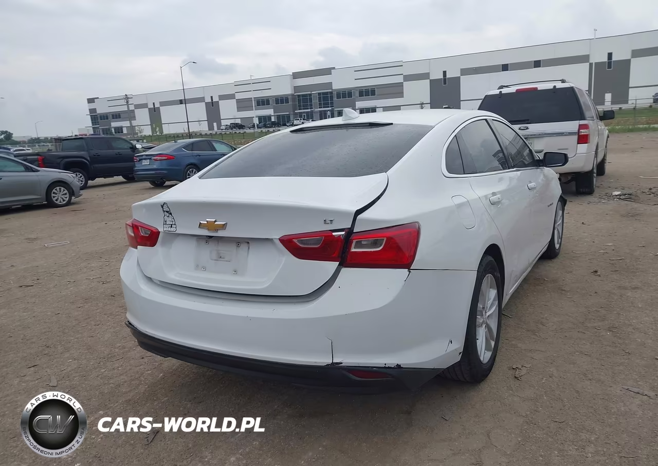 2016 Chevrolet Malibu 1Lt VIN:1G1ZE5ST0GF228335 - 4