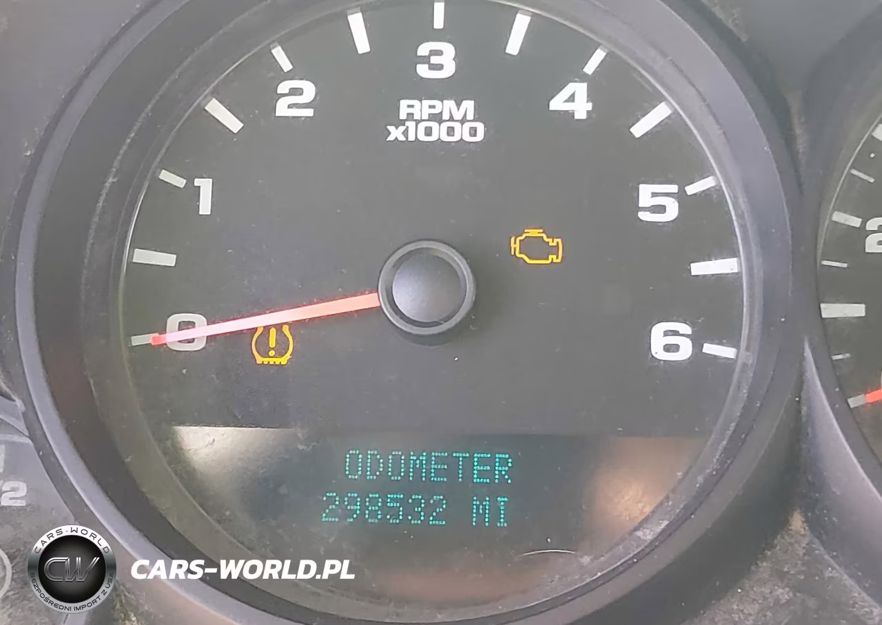 2010 Chevrolet Silverado 1500 Work Truck VIN:1GCSKPE38AZ143046 - 15