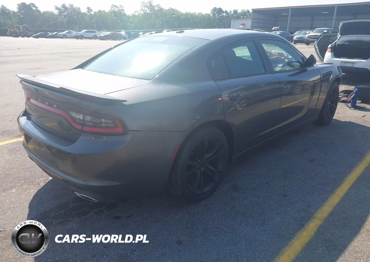 2018 Dodge Charger Sxt Rwd VIN:2C3CDXBG3JH247955 - 4