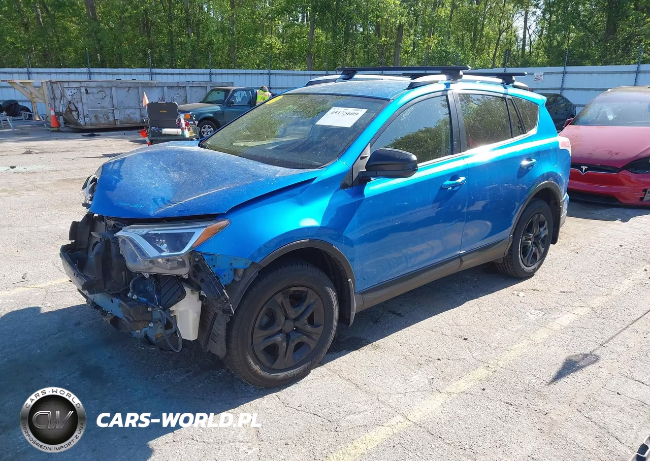 2017 Toyota Rav4 Le VIN:JTMBFREV5HJ144004 - 2