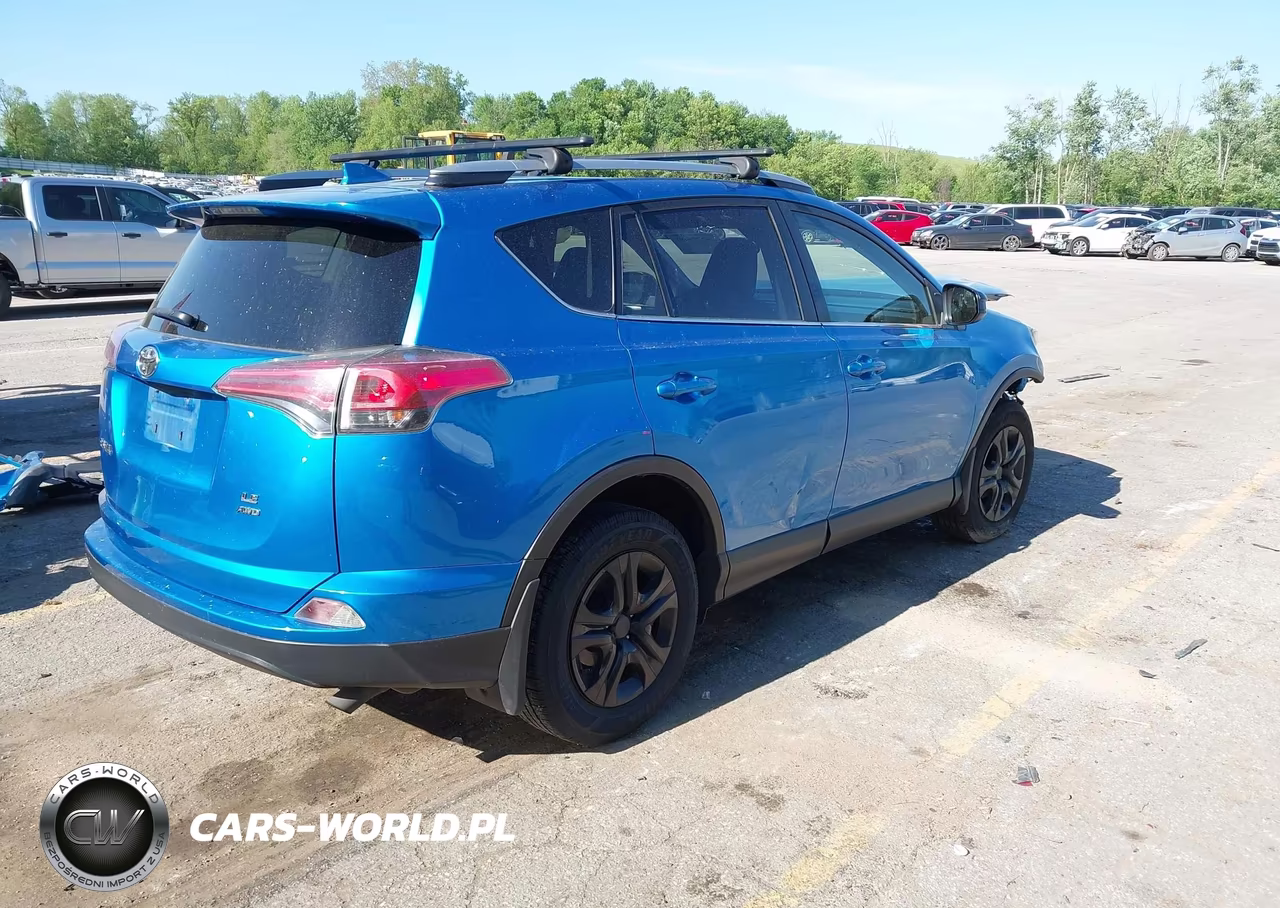 2017 Toyota Rav4 Le VIN:JTMBFREV5HJ144004 - 4