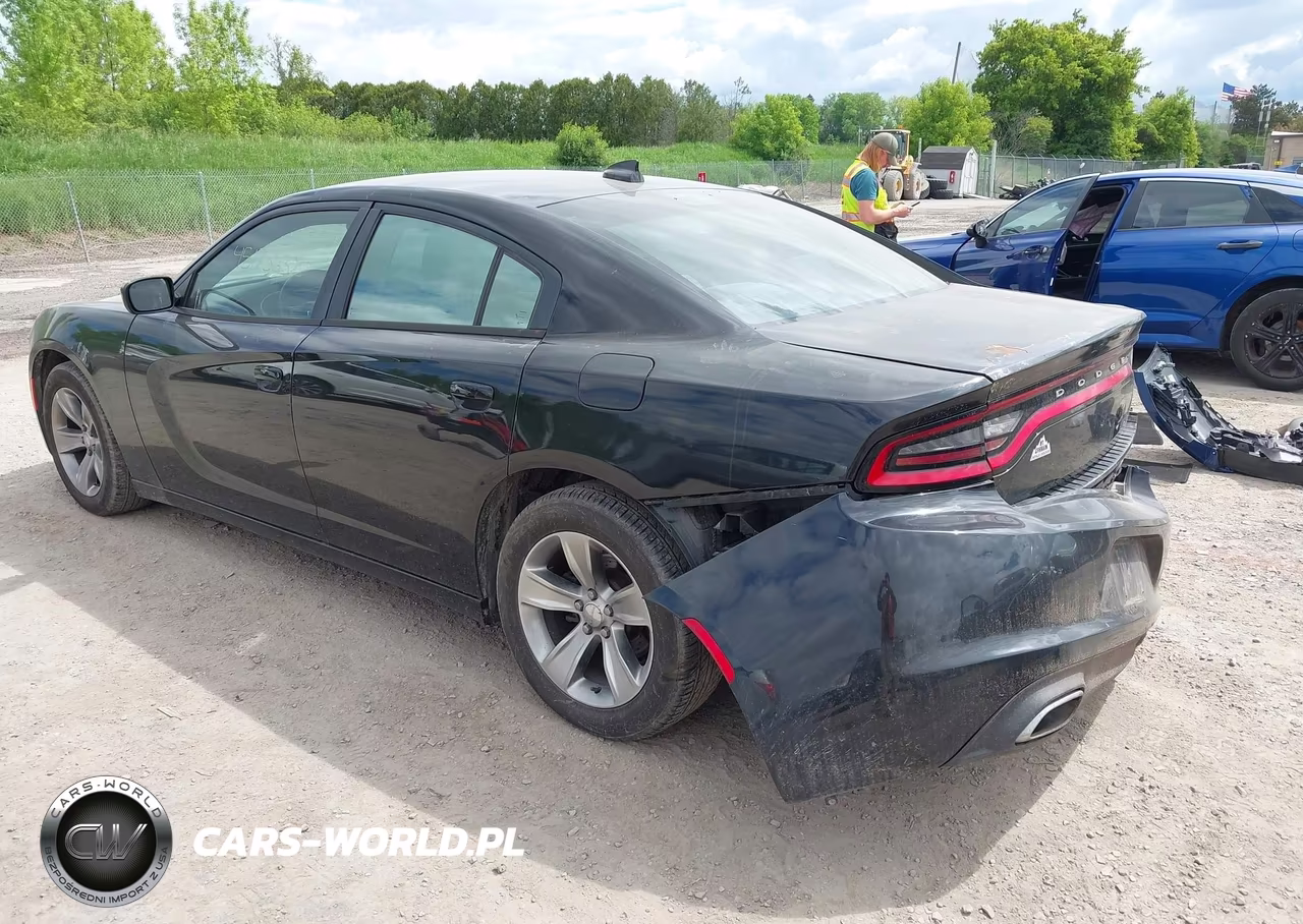 2015 Dodge Charger Sxt VIN:2C3CDXHG4FH896923 - 3