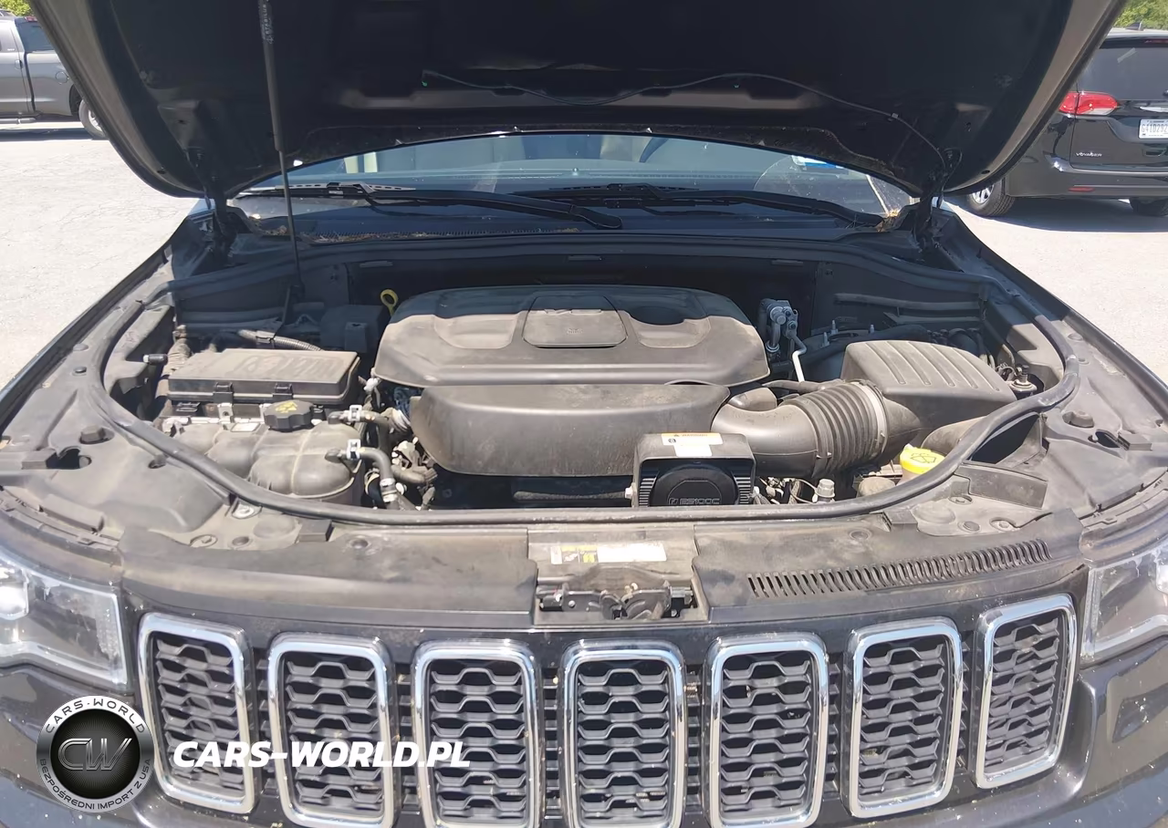 2019 Jeep Grand Cherokee Laredo E 4X4 VIN:1C4RJFAG0KC837027 - 10