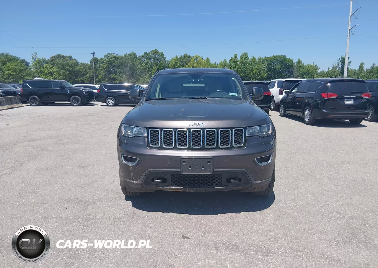 2019 Jeep Grand Cherokee Laredo E 4X4 VIN:1C4RJFAG0KC837027 - 12