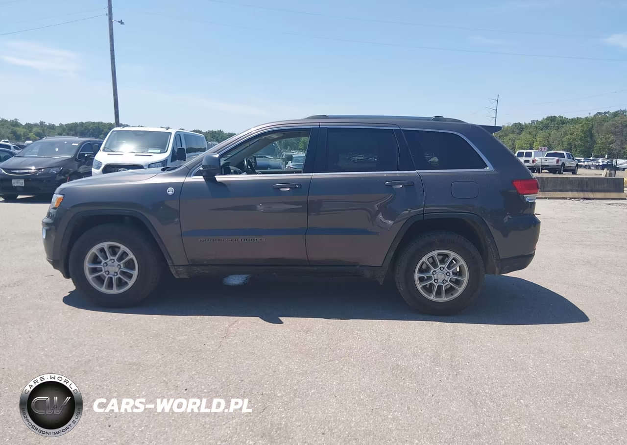 2019 Jeep Grand Cherokee Laredo E 4X4 VIN:1C4RJFAG0KC837027 - 14