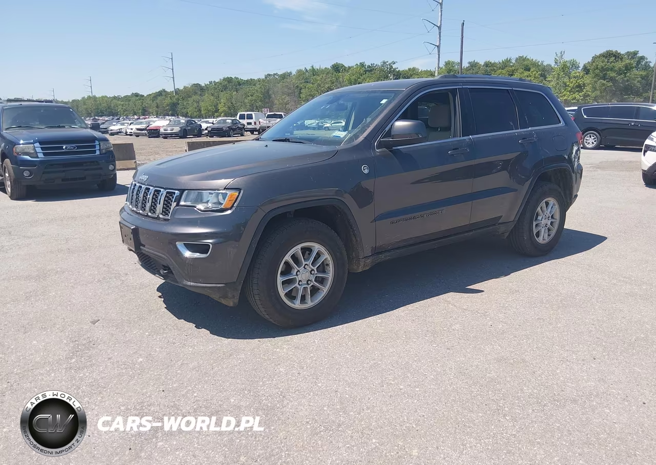 2019 Jeep Grand Cherokee Laredo E 4X4 VIN:1C4RJFAG0KC837027 - 2