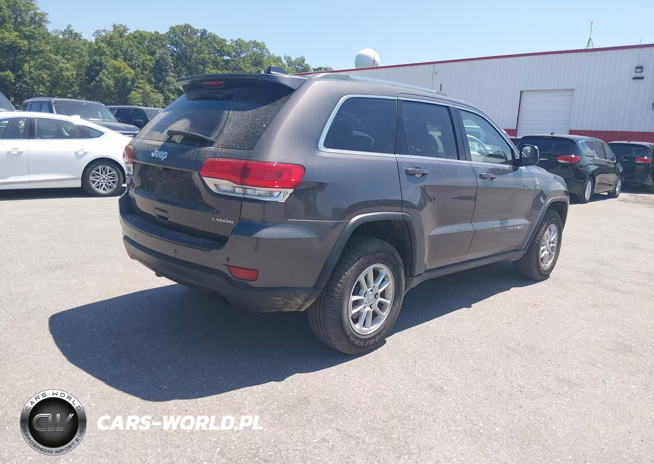 2019 Jeep Grand Cherokee Laredo E 4X4 VIN:1C4RJFAG0KC837027 - 4