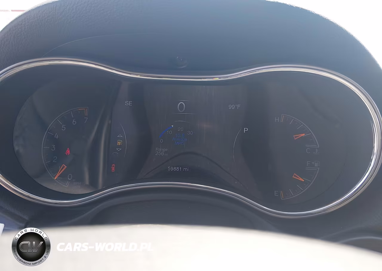 2019 Jeep Grand Cherokee Laredo E 4X4 VIN:1C4RJFAG0KC837027 - 7