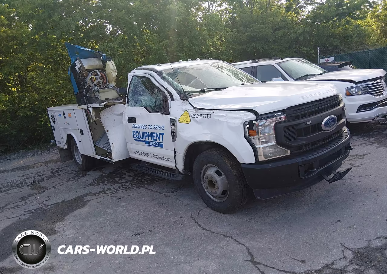 2022 Ford F-350 Chassis Xl – zdjęcie 1 z 16