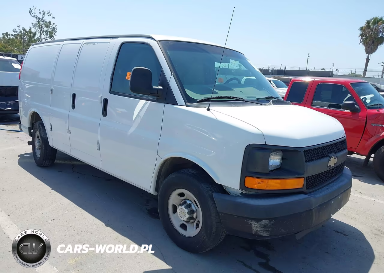 2012 Chevrolet Express 2500 Work Van – zdjęcie 1 z 11