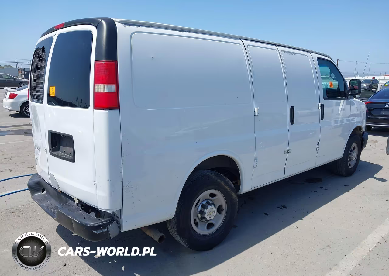 2012 Chevrolet Express 2500 Work Van VIN:1GCWGFCA5C1192818 - 4