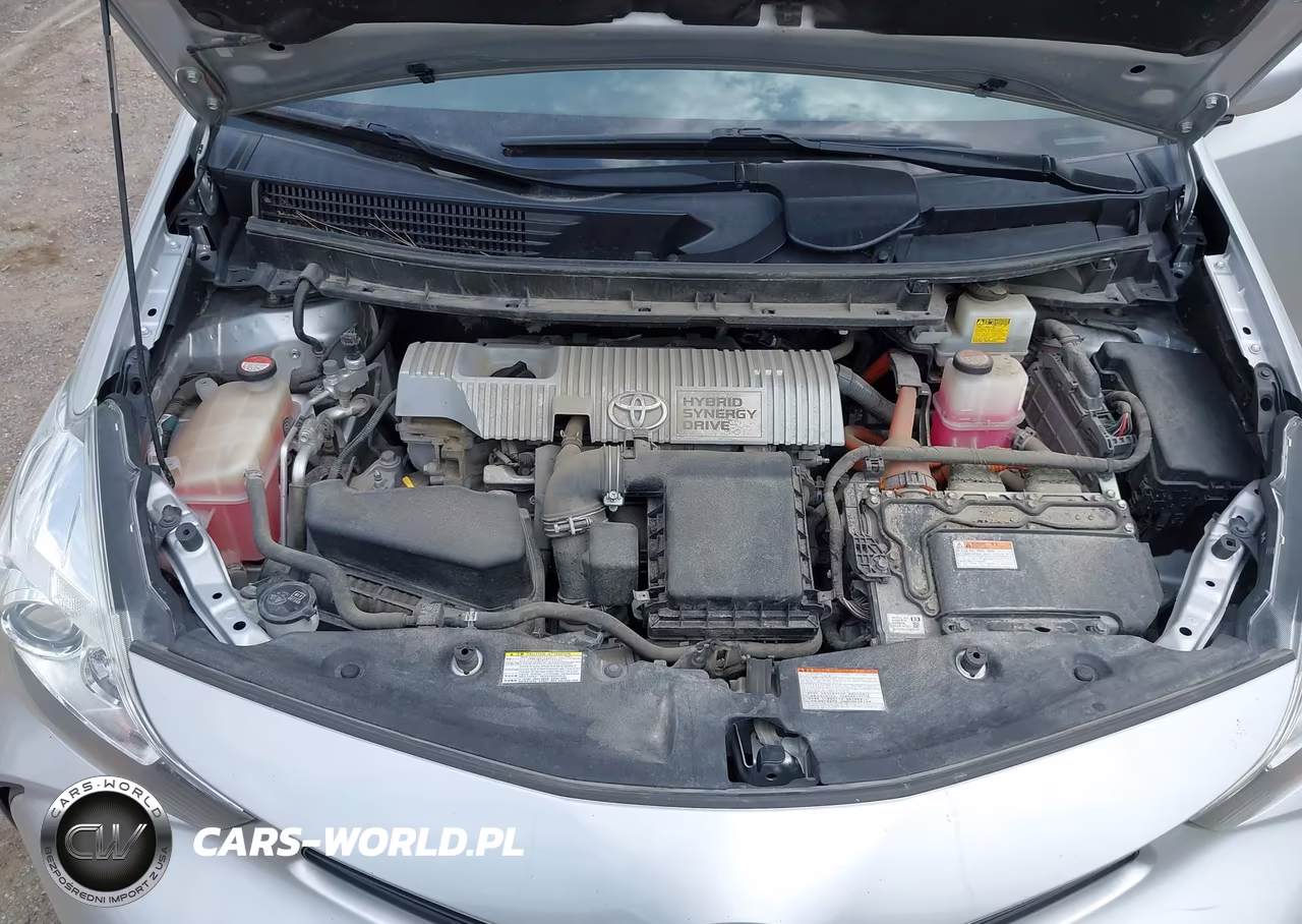 2016 Toyota Prius V Three VIN:JTDZN3EU4GJ040799 - 10