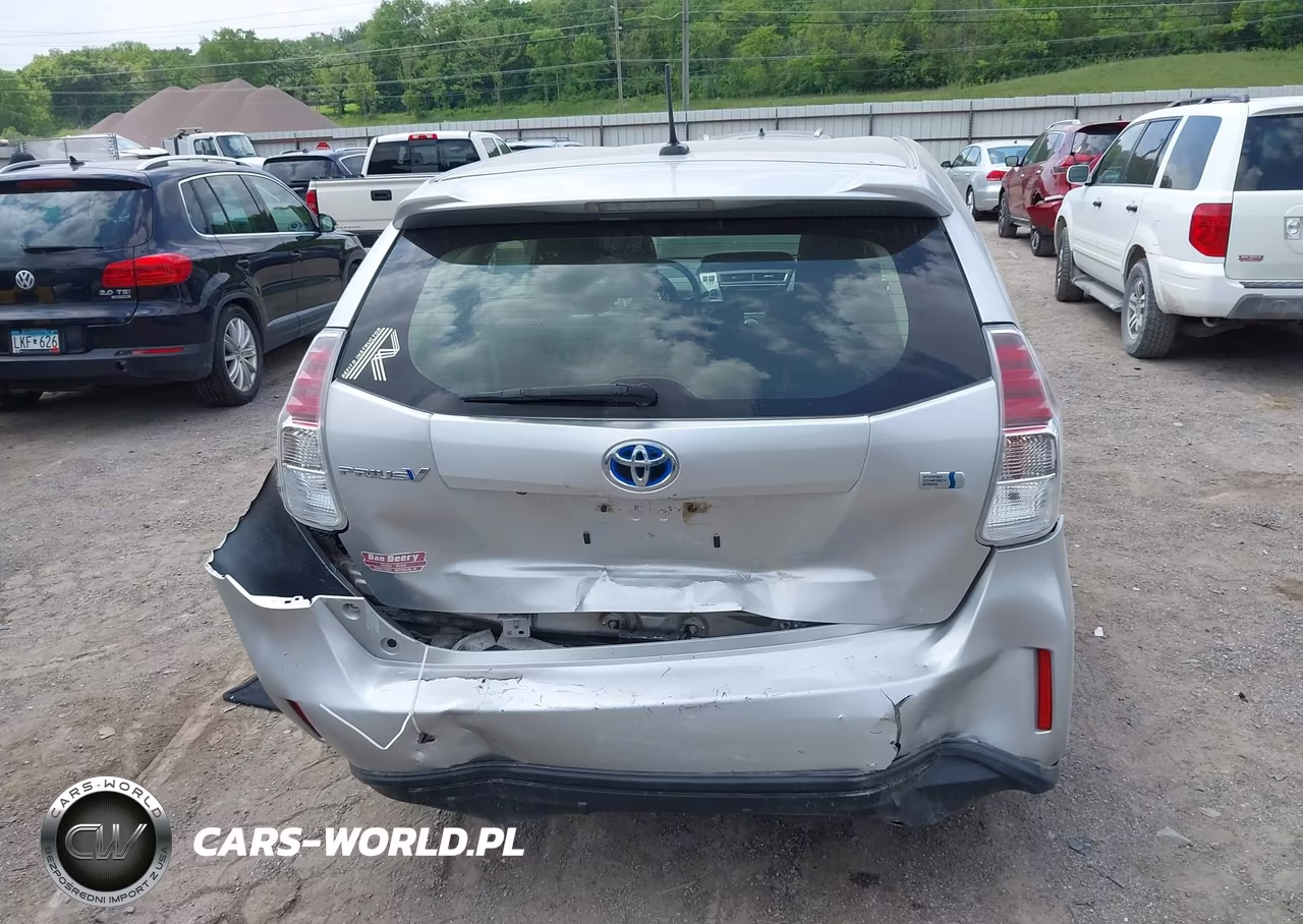 2016 Toyota Prius V Three VIN:JTDZN3EU4GJ040799 - 16