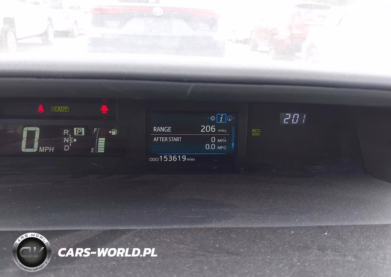 2016 Toyota Prius V Three VIN:JTDZN3EU4GJ040799 - 7