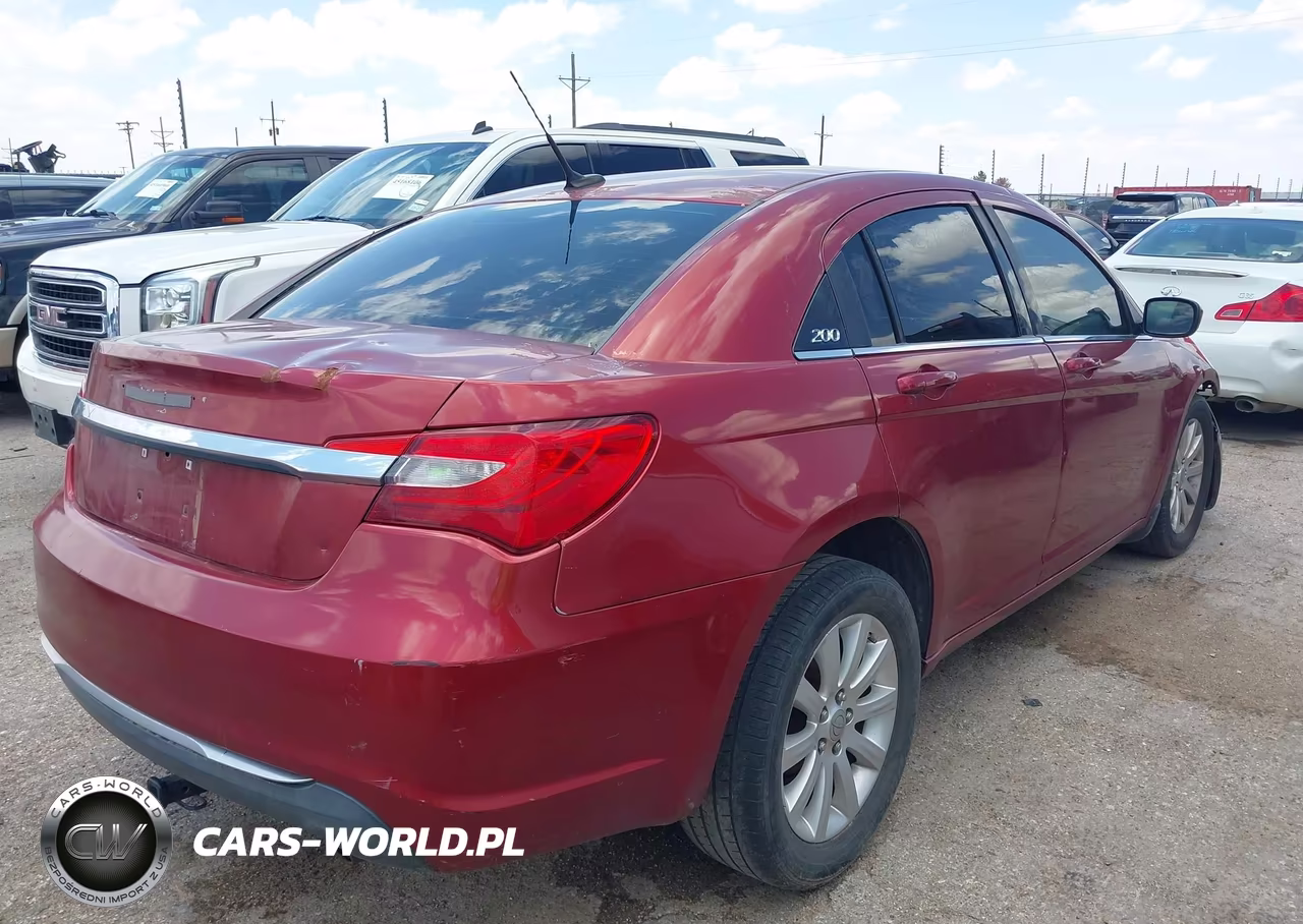 2011 Chrysler 200 Touring VIN:1C3BC1FG3BN503946 - 4
