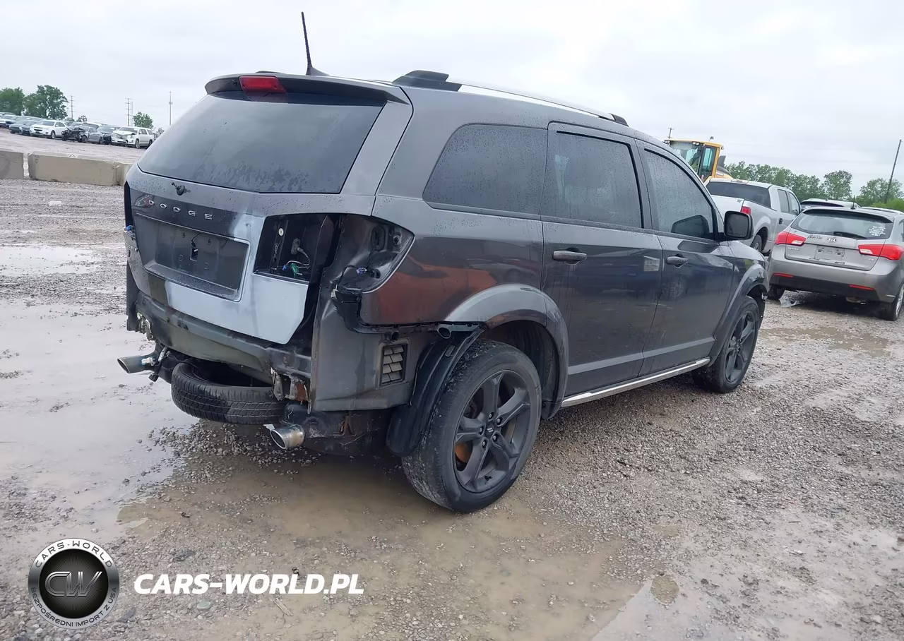2018 Dodge Journey Crossroad Awd VIN:3C4PDDGG7JT504319 - 4