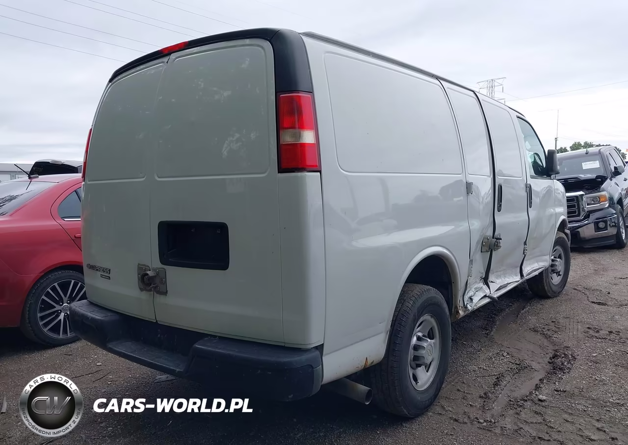 2012 Chevrolet Express 2500 Work Van VIN:1GCWGFBA7C1174774 - 4