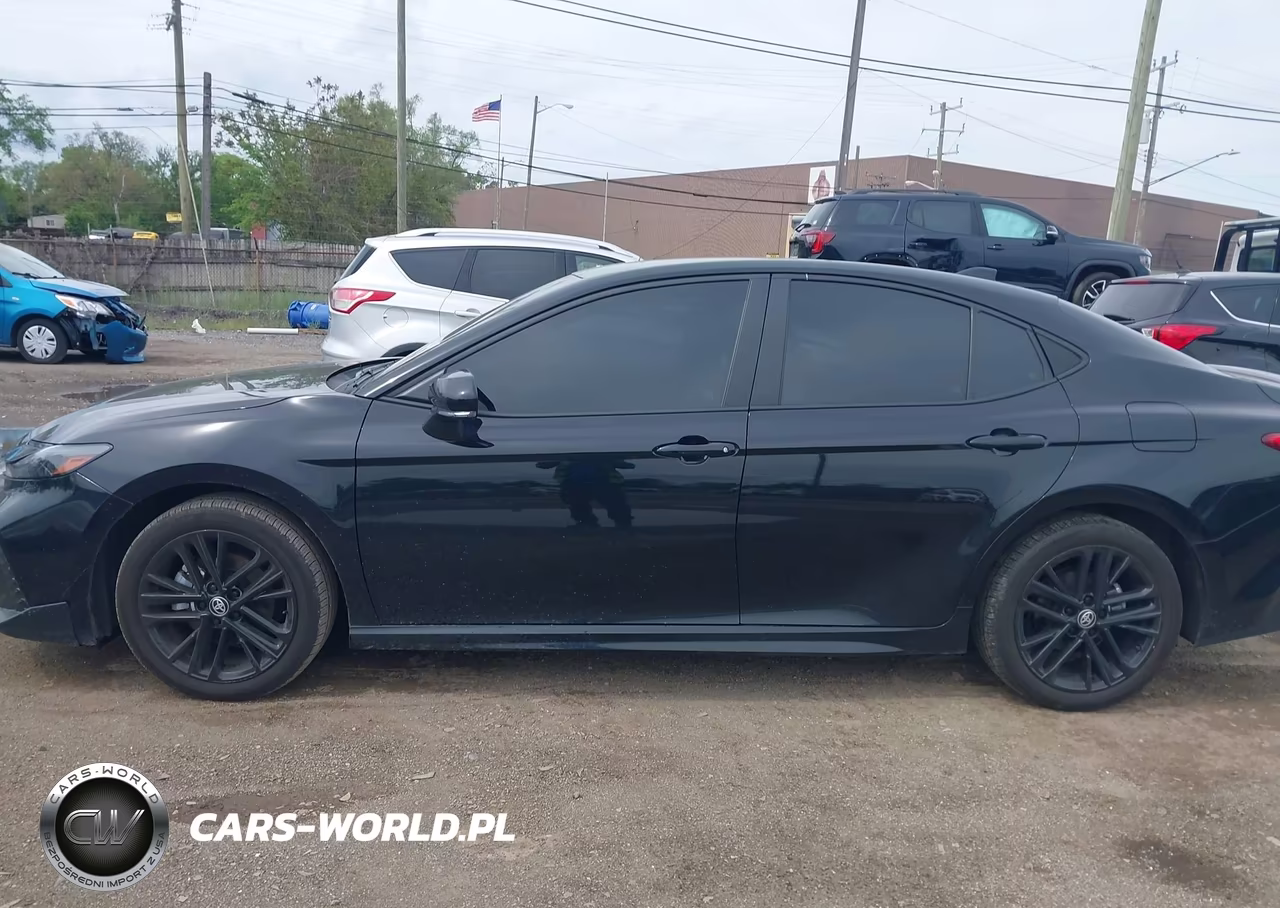 2025 Toyota Camry Se VIN:4T1DBADK4SU507245 - 14
