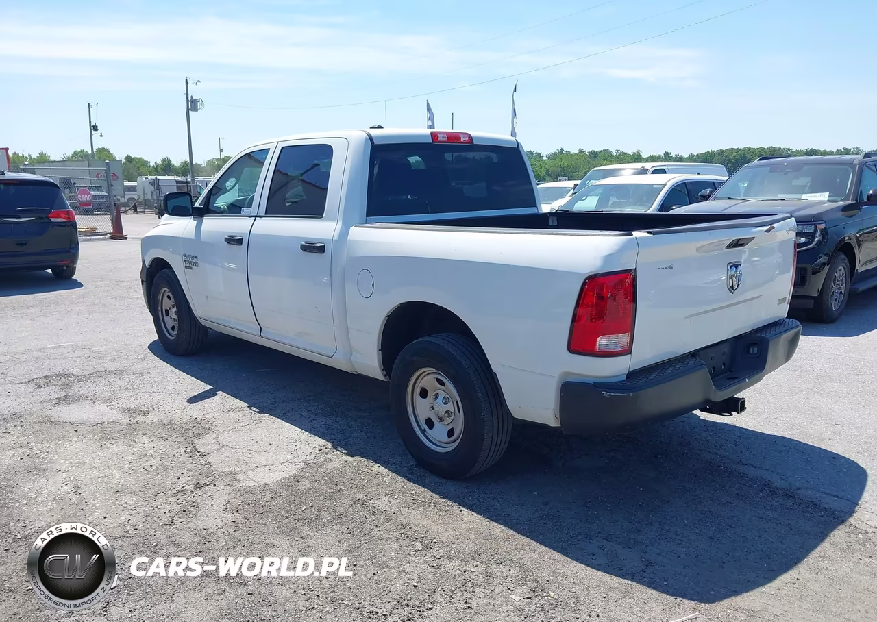 2019 Ram 1500 Classic Tradesman 4X2 5'7 Box VIN:1C6RR6KG3KS612735 - 3