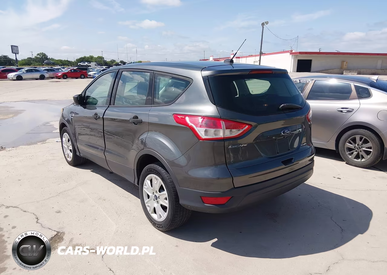 2015 Ford Escape S VIN:1FMCU0F7XFUC33581 - 3