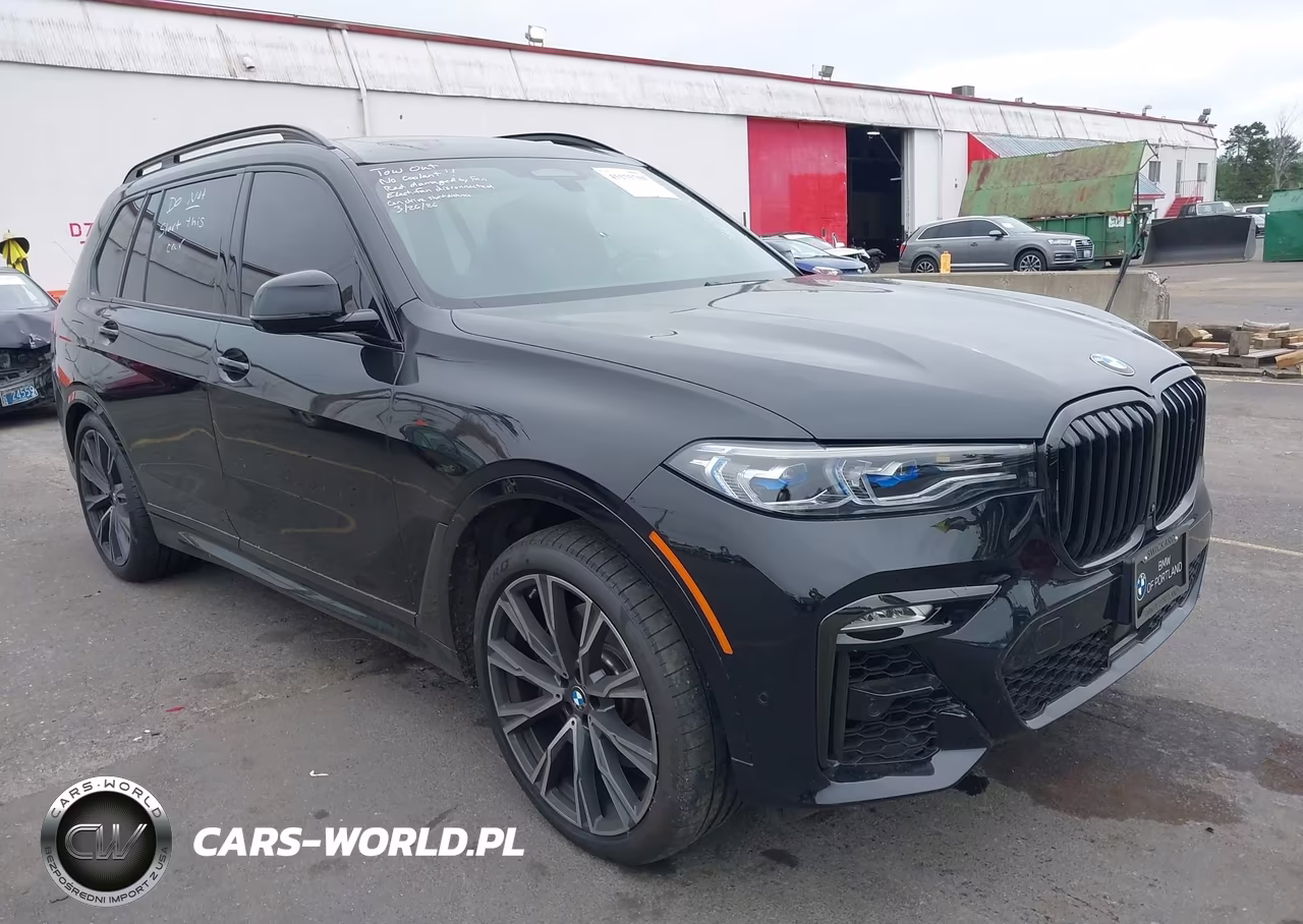 2021 BMW X7 M50I