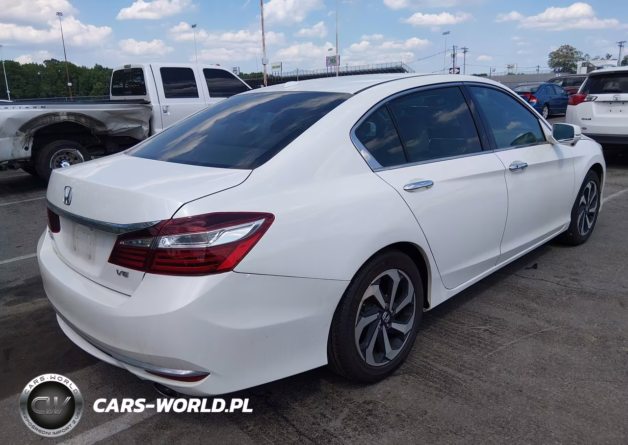 2017 Honda Accord Ex-L V6 VIN:1HGCR3F89HA013452 - 4
