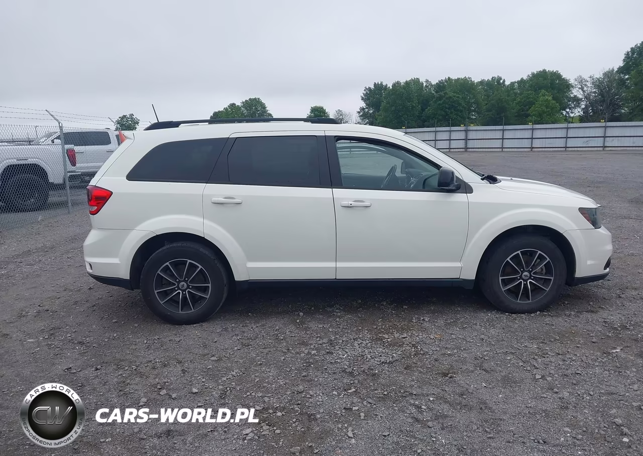 2018 Dodge Journey Sxt VIN:3C4PDCBG8JT526217 - 13