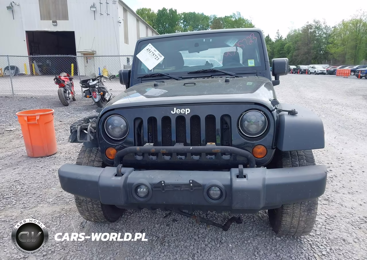 2013 Jeep Wrangler Sport VIN:1C4AJWAG2DL530555 - 12
