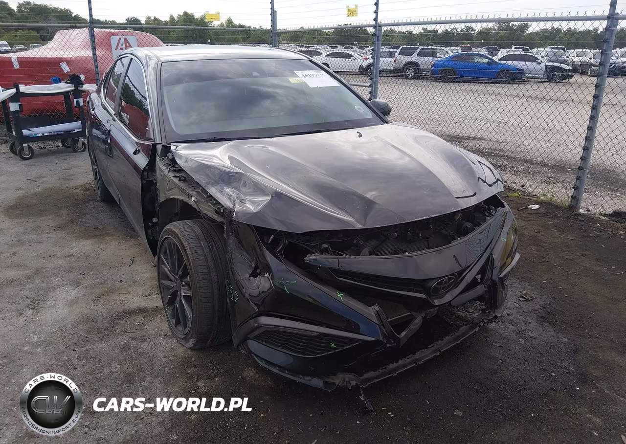 2022 Toyota Camry Se – zdjęcie 1 z 17