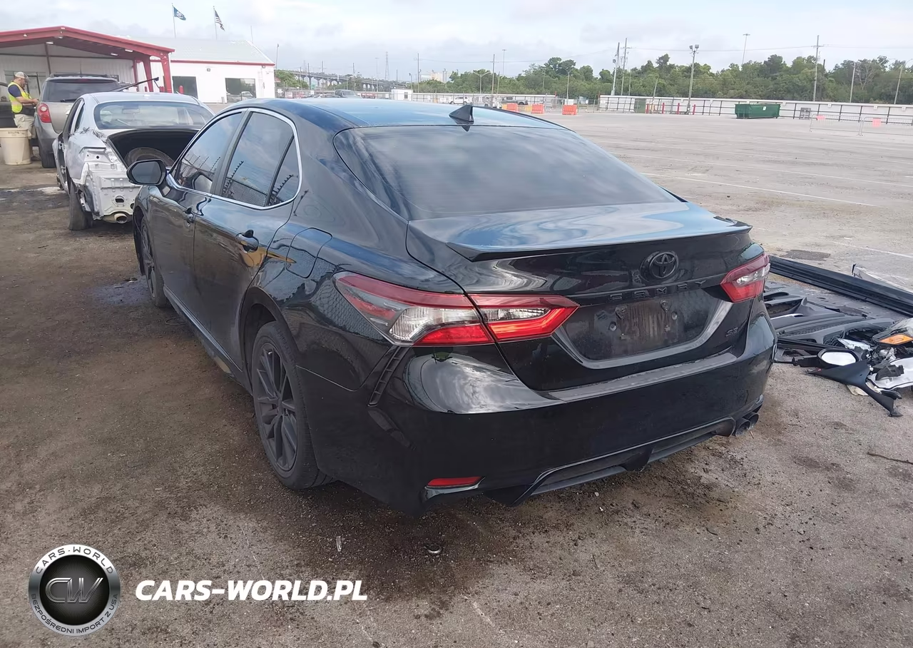 2022 Toyota Camry Se VIN:4T1G11AK8NU667587 - 3