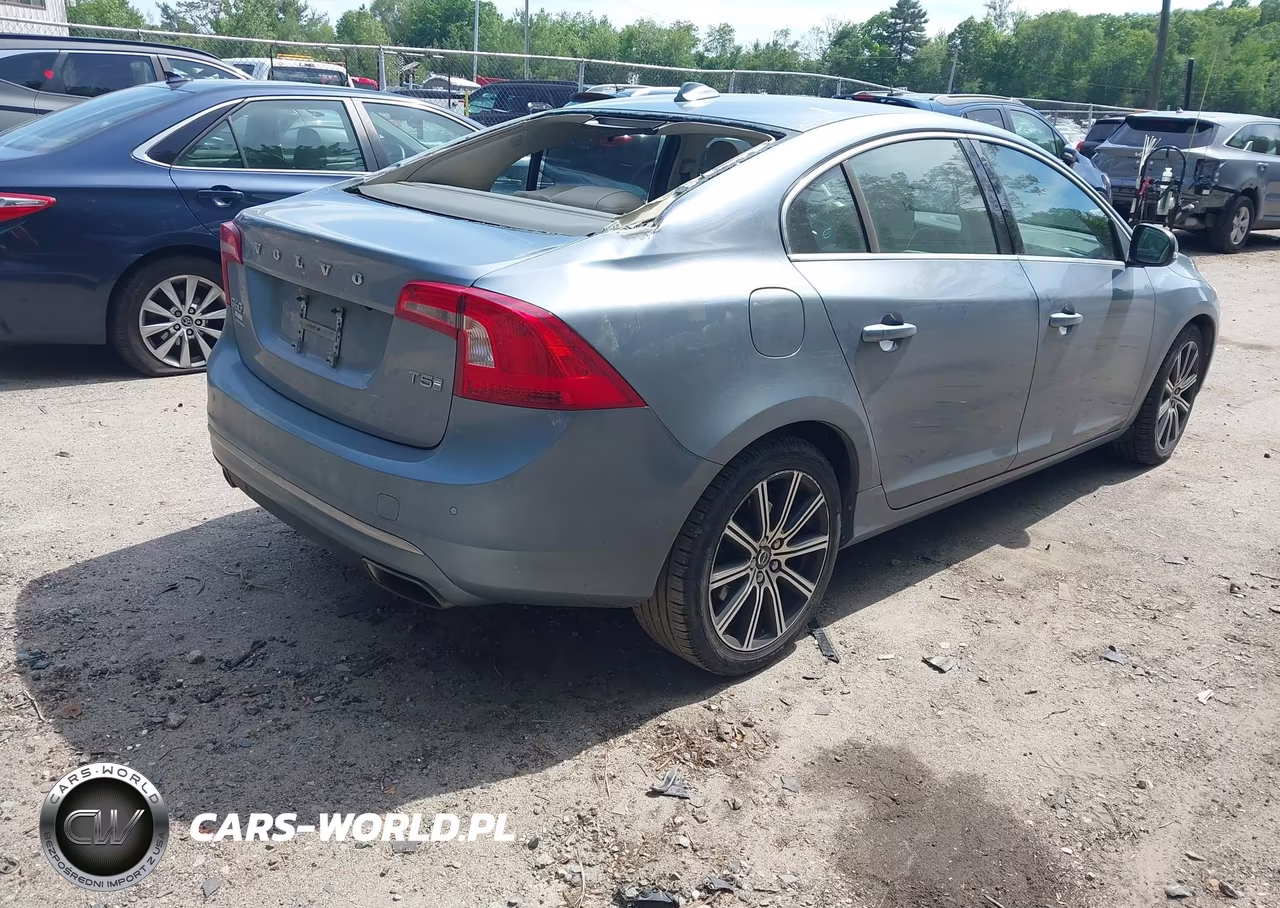 2017 Volvo S60 Inscription T5 VIN:LYV402HK8HB136989 - 4