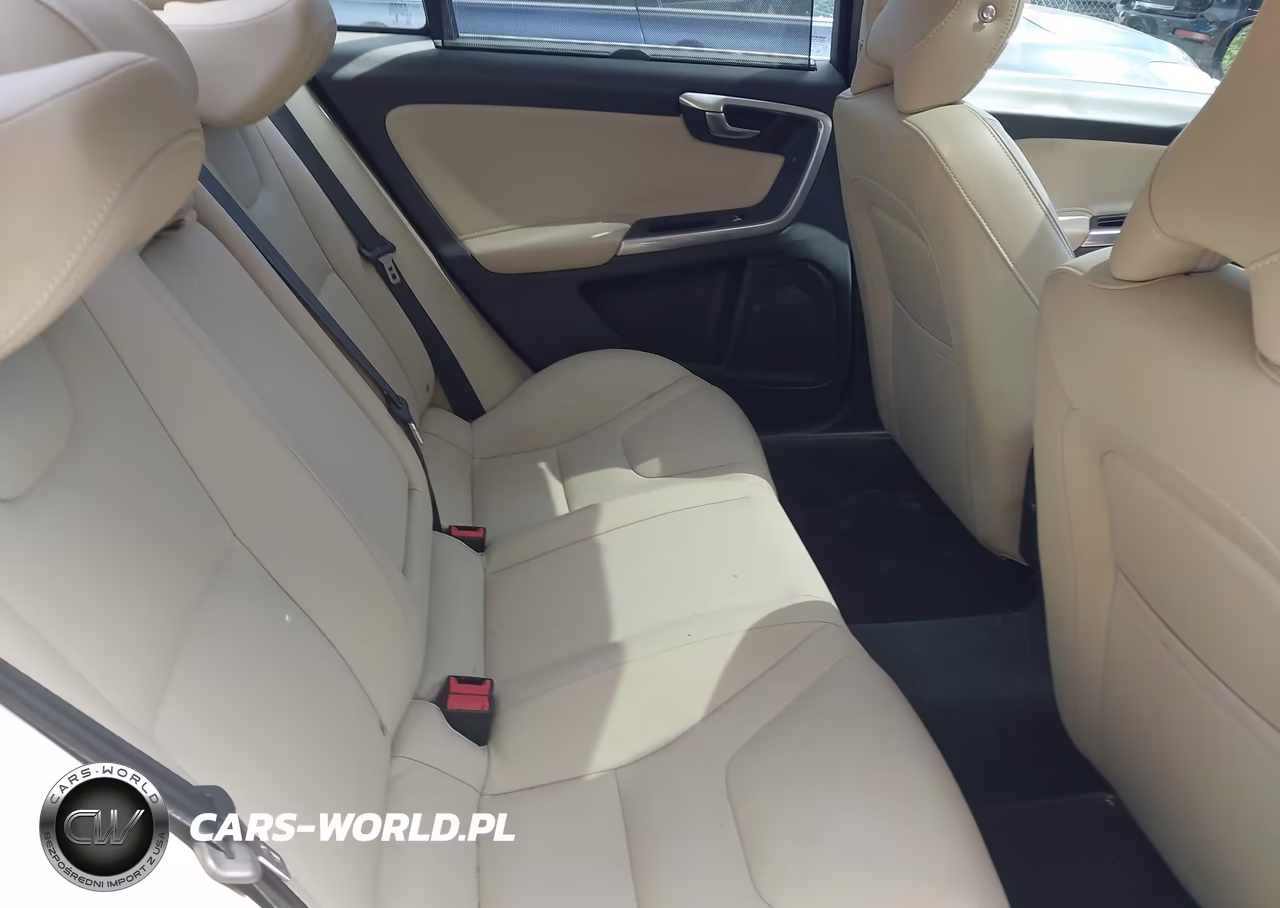 2017 Volvo S60 Inscription T5 VIN:LYV402HK8HB136989 - 8