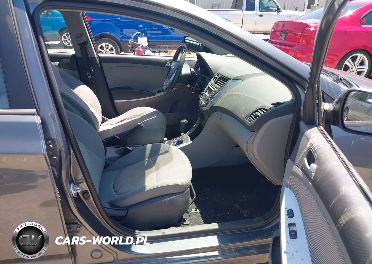 2013 Hyundai Accent Gls VIN:KMHCT4AE4DU390293 - 5
