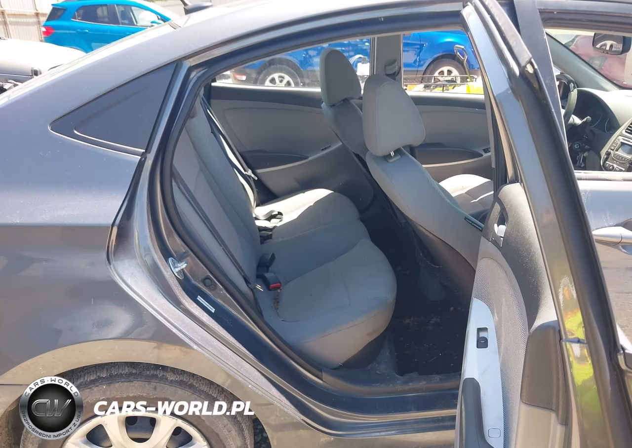 2013 Hyundai Accent Gls VIN:KMHCT4AE4DU390293 - 8