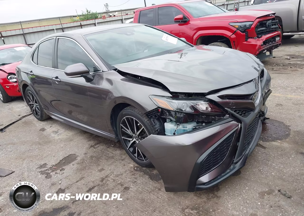 2024 Toyota Camry Se – zdjęcie 1 z 16