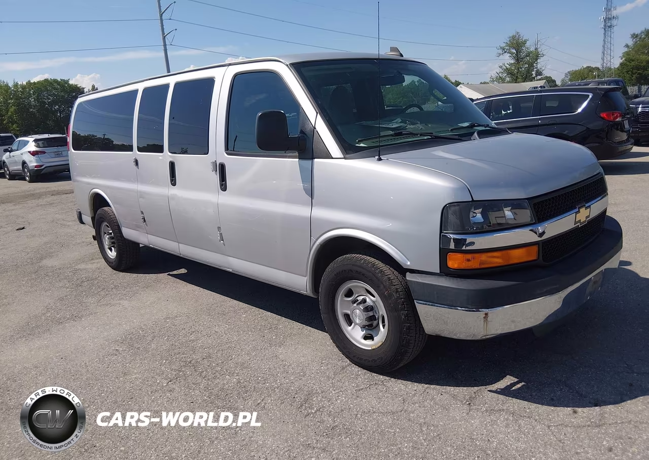 2016 Chevrolet Express 3500 Lt
