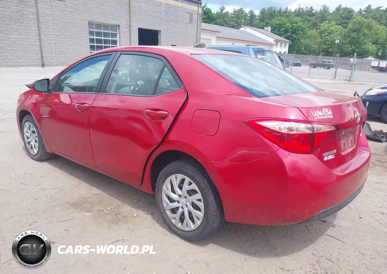 2017 Toyota Corolla Le VIN:2T1BURHE5HC957338 - 3