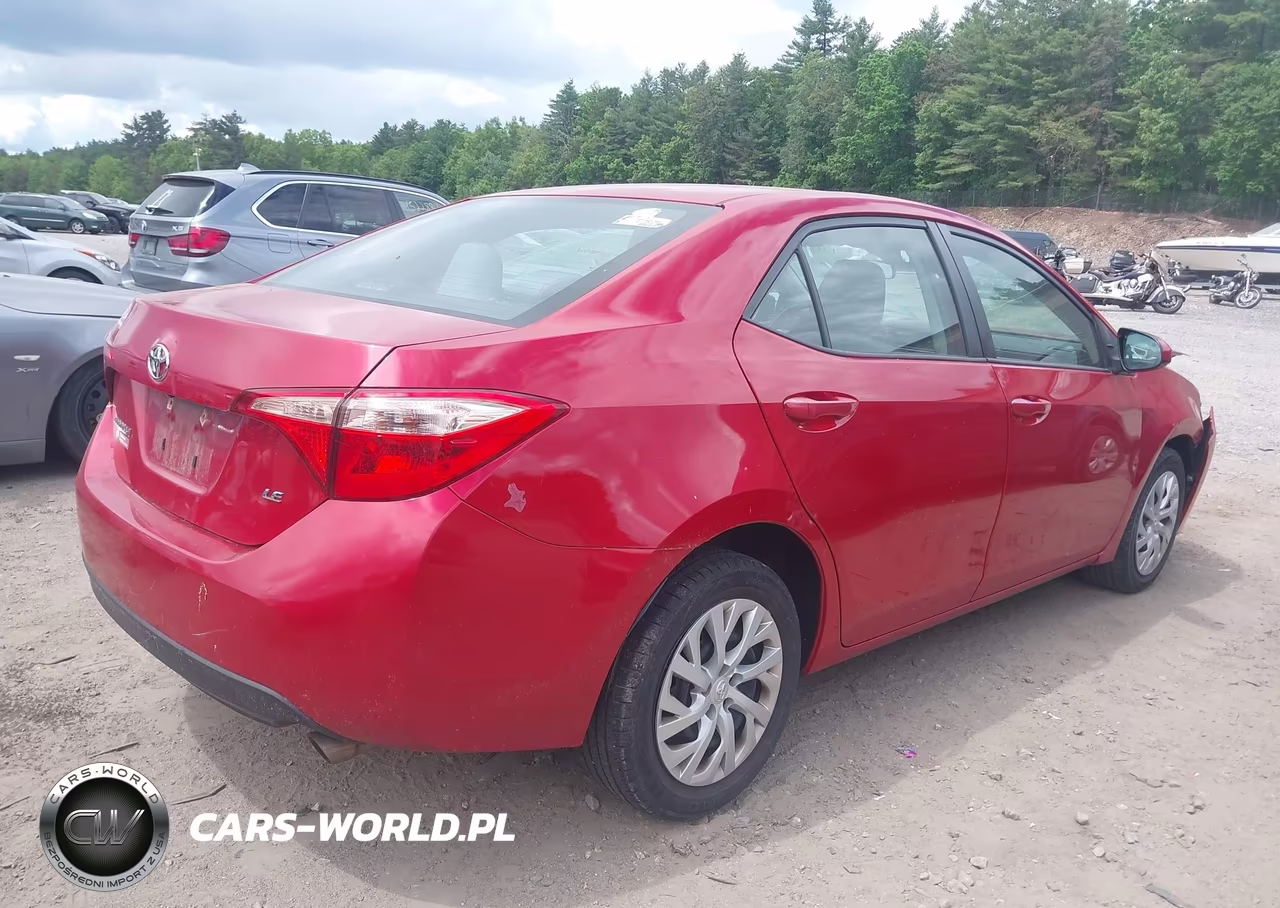 2017 Toyota Corolla Le VIN:2T1BURHE5HC957338 - 4