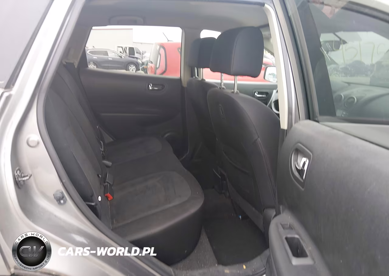 2015 Nissan Rogue Select S VIN:JN8AS5MT4FW669575 - 8
