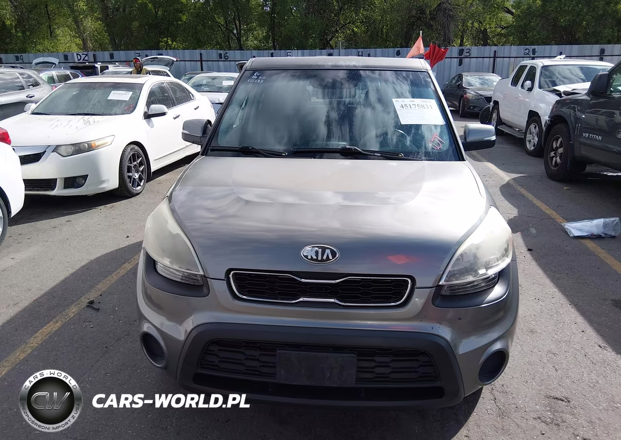 2013 Kia Soul + VIN:KNDJT2A60D7575688 - 12