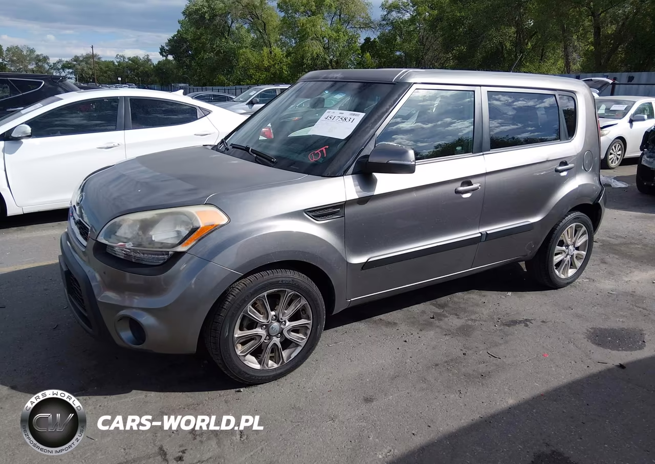 2013 Kia Soul + VIN:KNDJT2A60D7575688 - 2
