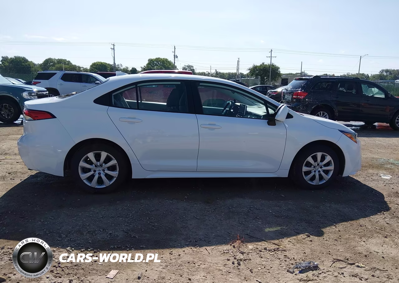 2021 Toyota Corolla Le VIN:5YFEPMAE7MP151240 - 13