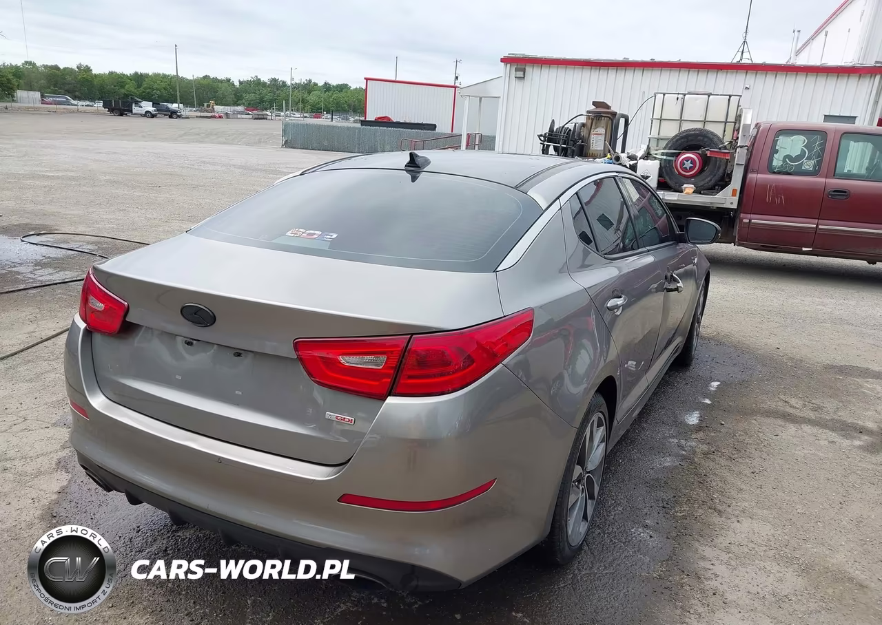 2015 Kia Optima Sx Turbo VIN:5XXGR4A63FG394440 - 4
