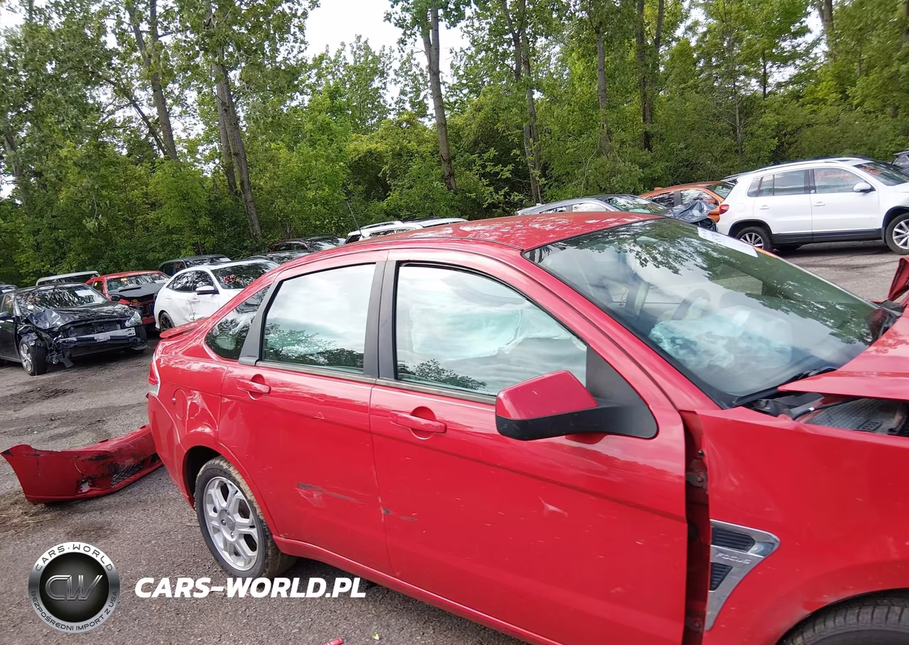 2008 Ford Focus Ses VIN:1FAHP35NX8W143623 - 14